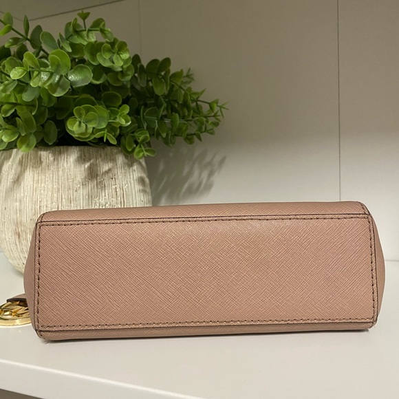 Michael Kors Bag - Picture 11 of 15